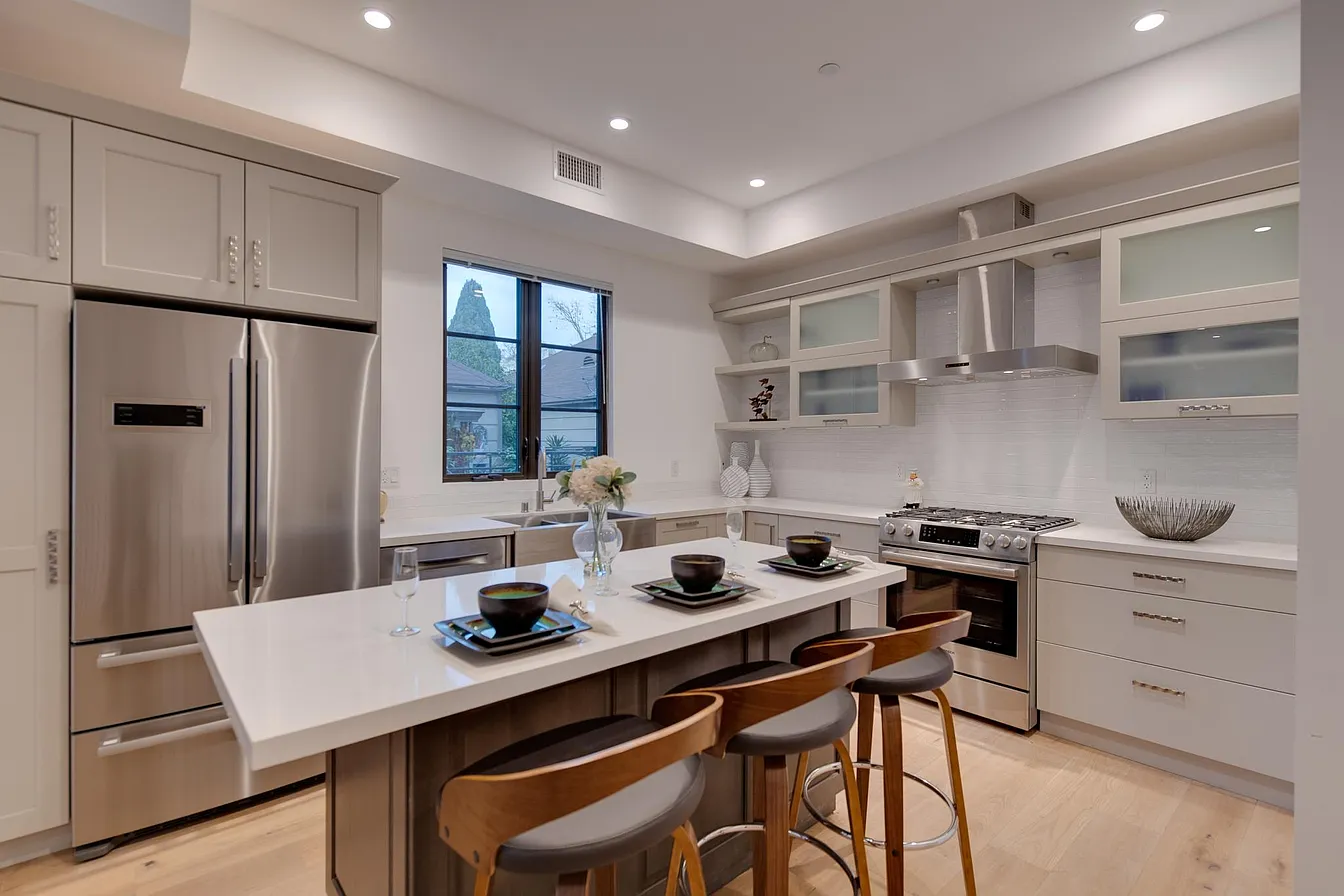 The Huntley Portfolio - 2